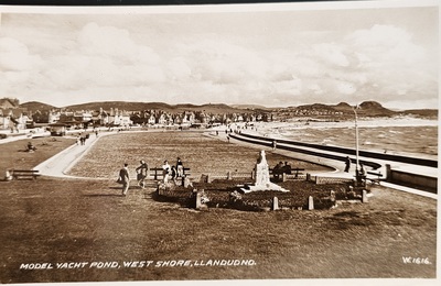 Model Yacht Lake W1616